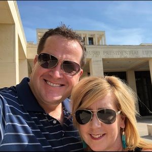 Meet your Posher, Todd